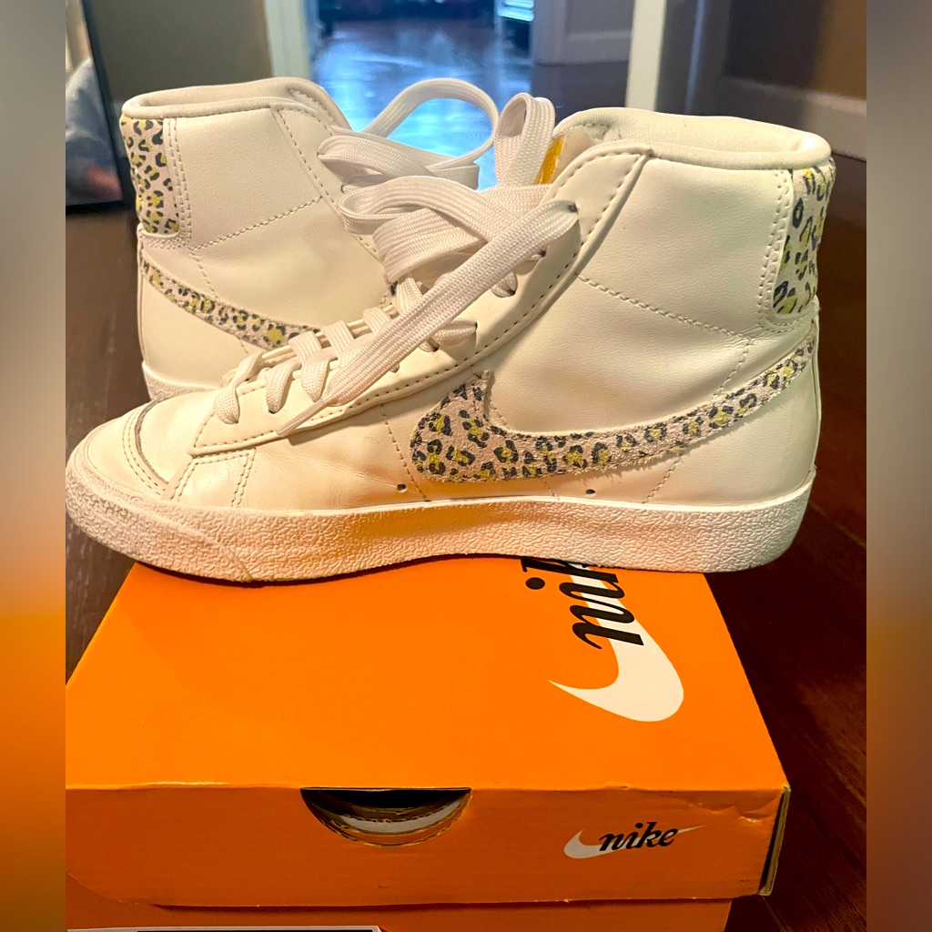 Nike Blazer Mid ‘77- Lemon Twist